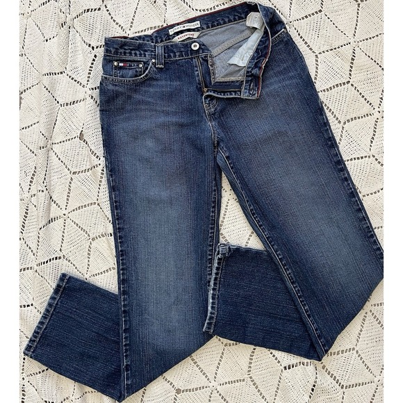 Tommy Hilfiger Denim - 100 % Cotton Tommy Hilfiger Boyfriend Jeans Dark Wash Denim Size 4 USA Classic